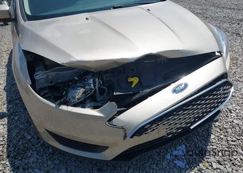 2017 Ford Focus Se z USA, uszkodzony, nr VIN 1FADP3F26HL298920